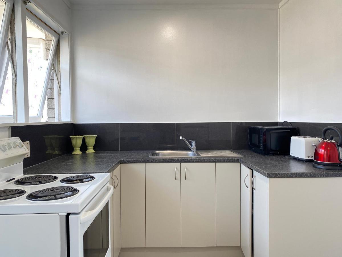 Ali Motel Auckland Bagian luar foto